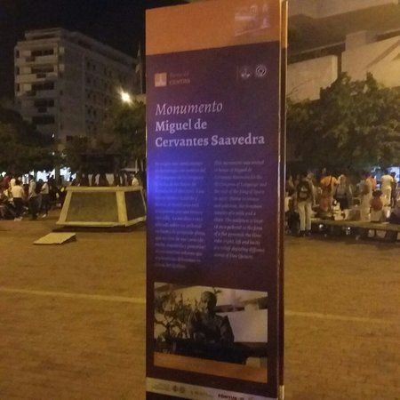 el Monumento a Miguel de Cervantes